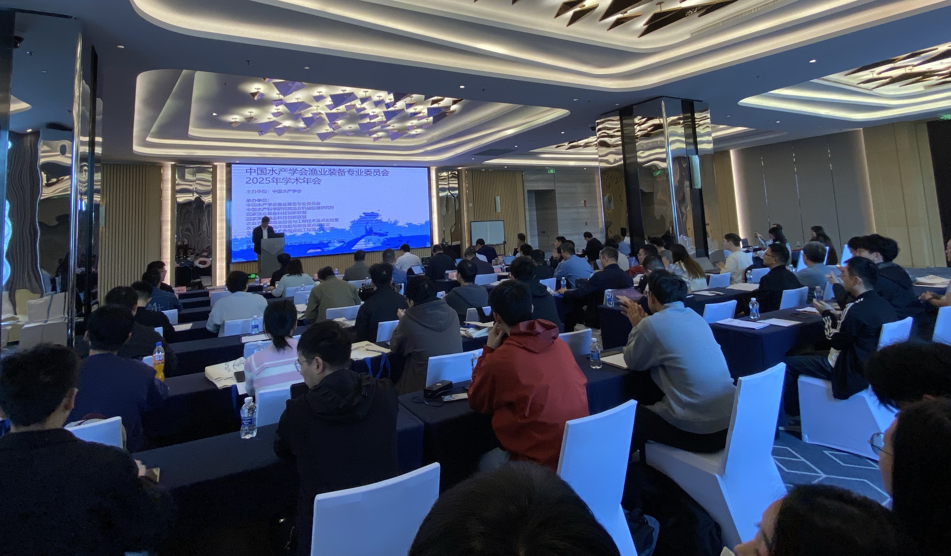 1764814839630062575.jpg 1764814839630062575.jpg